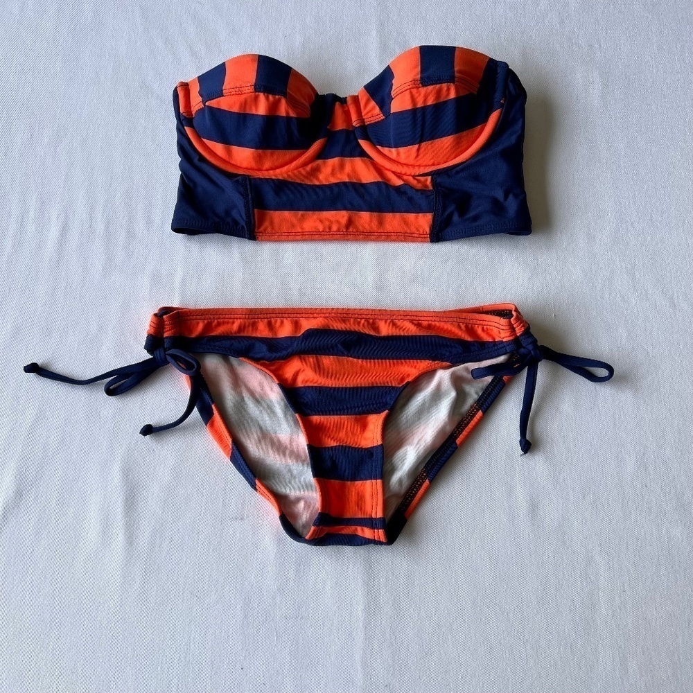 *FIRM PRICE* NWT - Splendid striped bikini set S/XS